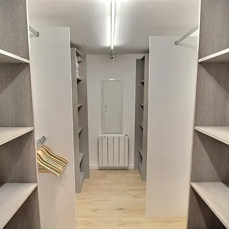 Duplex Elegant Pour 4 Pers Avec Garage Au Centre De - Fr-1-722-13 *